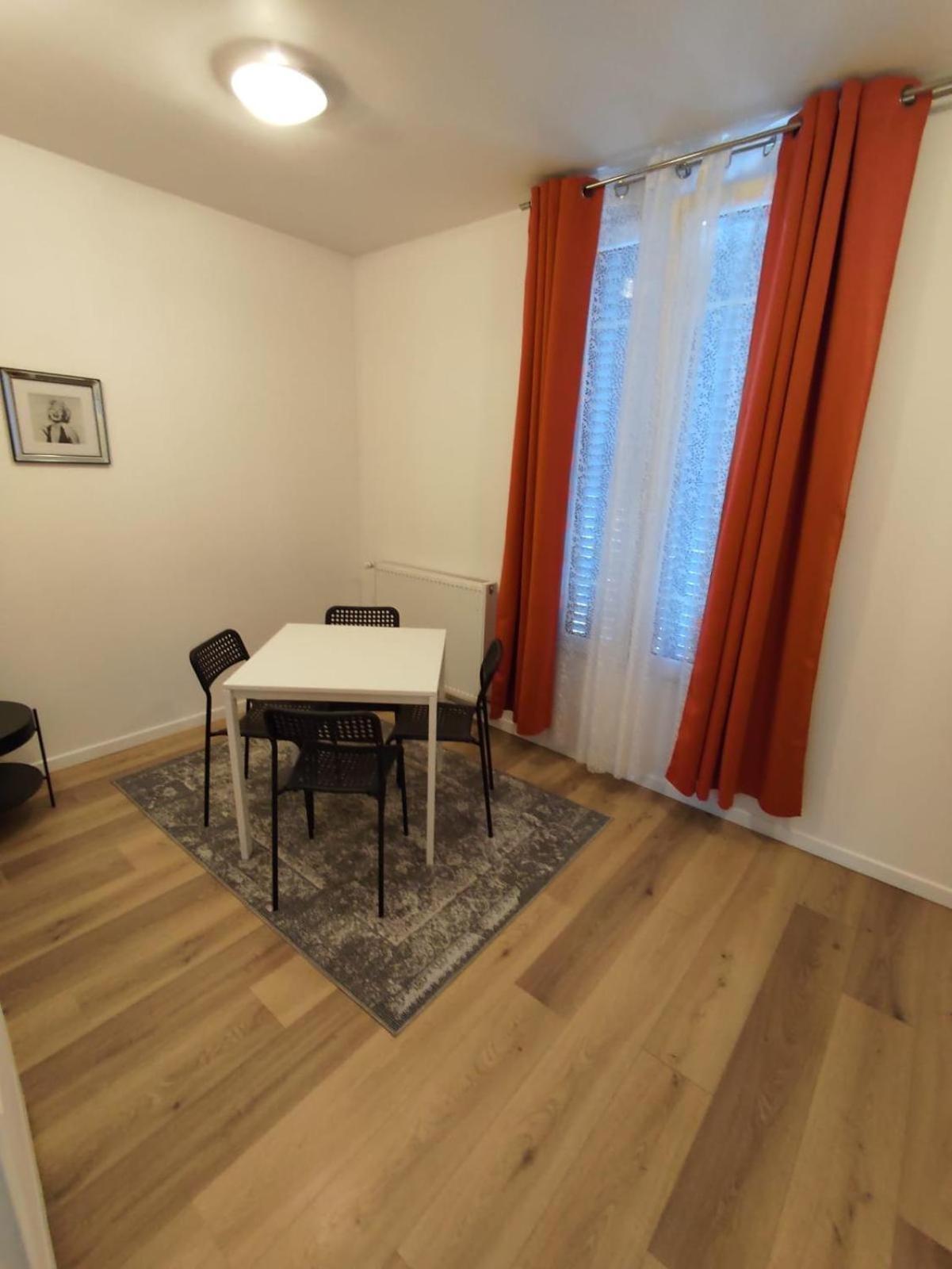 Un Deux Pieces Et Un Jardin A Villejuif Exteriér fotografie